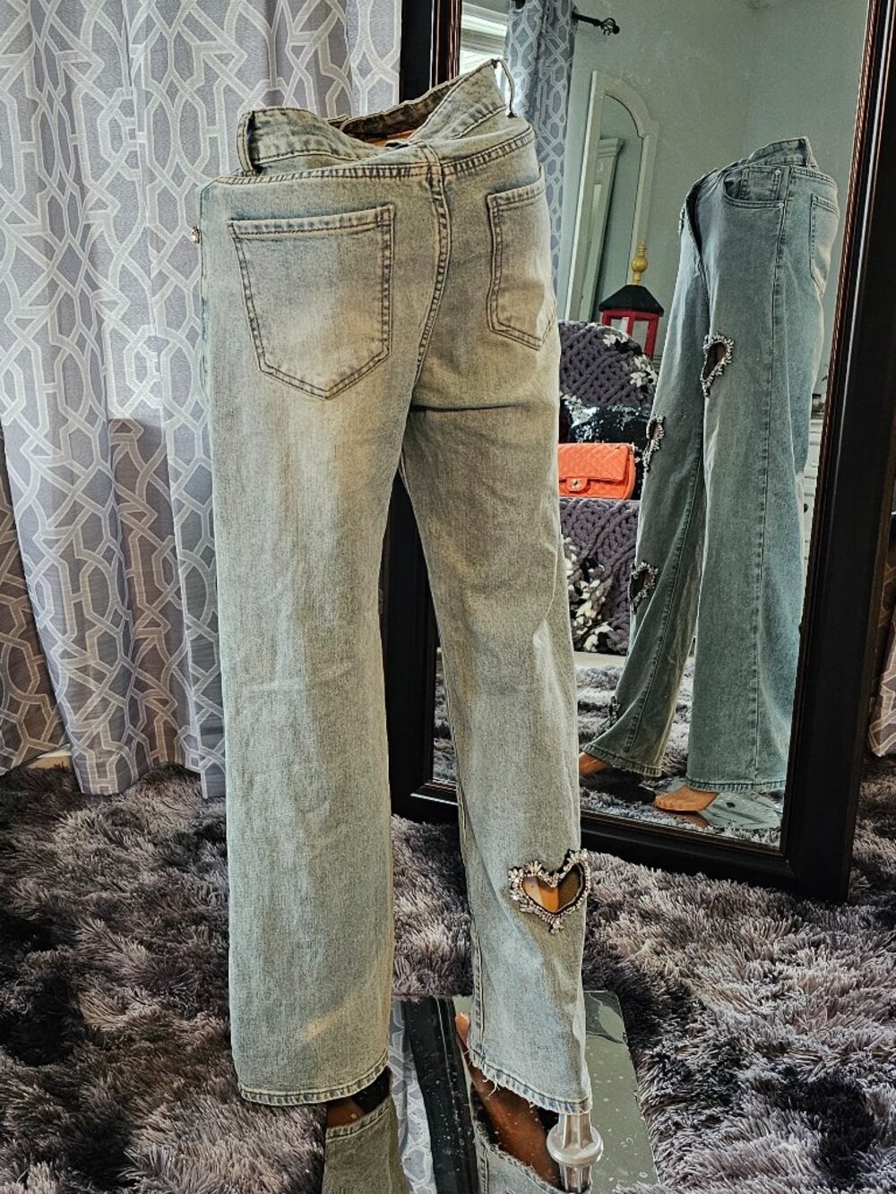 Peekskill Light Wash Wide‑Leg Crystal Heart Jeans – Size S - Picture 3 of 10